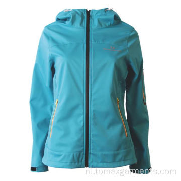 Eenvoudig zeer ademend softshell-jack voor wandelen